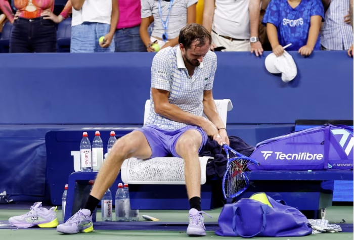 Медведев сорвался на US Open и схлопотал $42 500 штрафа